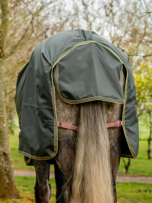 Couverture Amigo Hero Plus Lite 0g Horseware Couverture Amigo Hero Plus Lite 0g Horseware