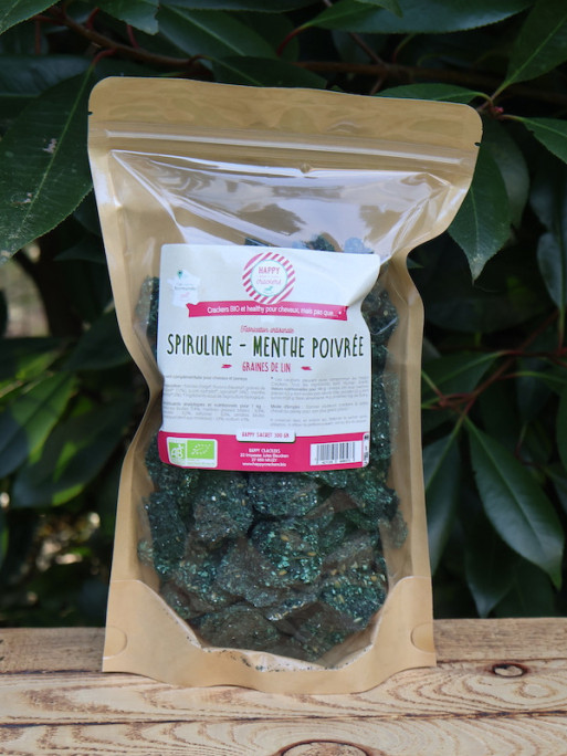 Biscuits Spiruline et menthe poivrée pour chevaux 300g Happy Crackers