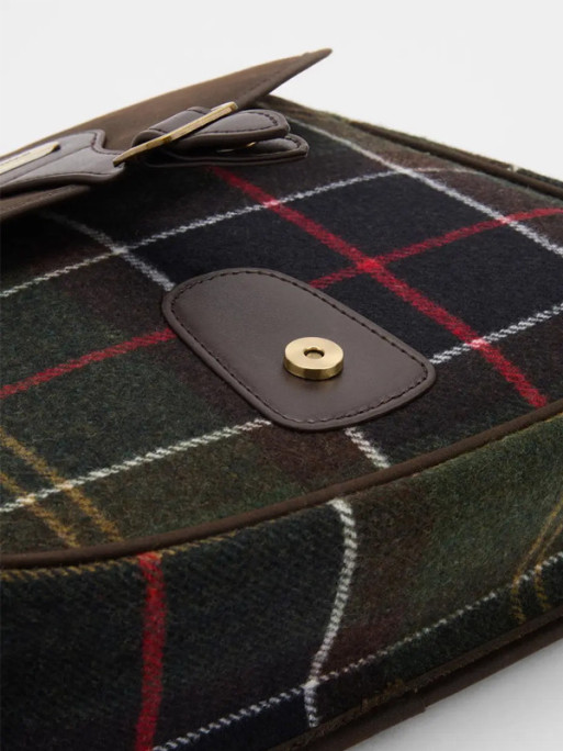 Sacoche Cromarty Crossbody Barbour Sacoche Cromarty Crossbody Barbour