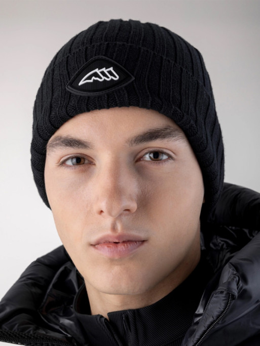 Bonnet unisexe avec patch FW25 Equiline Bonnet unisexe avec patch FW25 Equiline