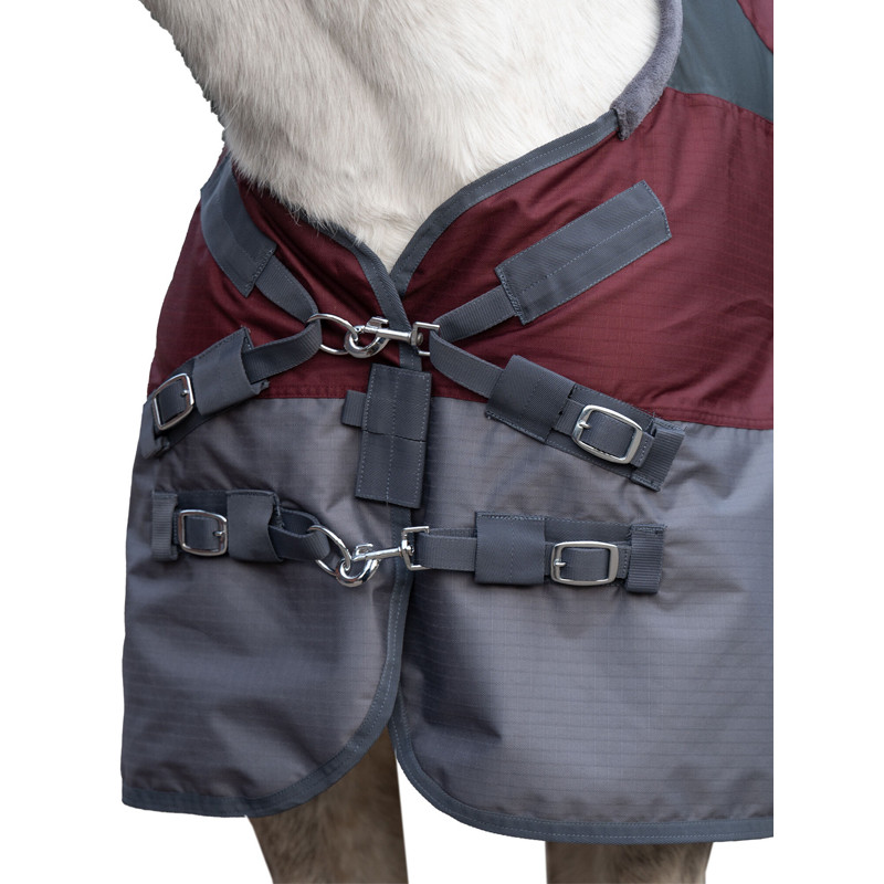 Couverture d'extérieur high neck Yukon 600D 100g HKM