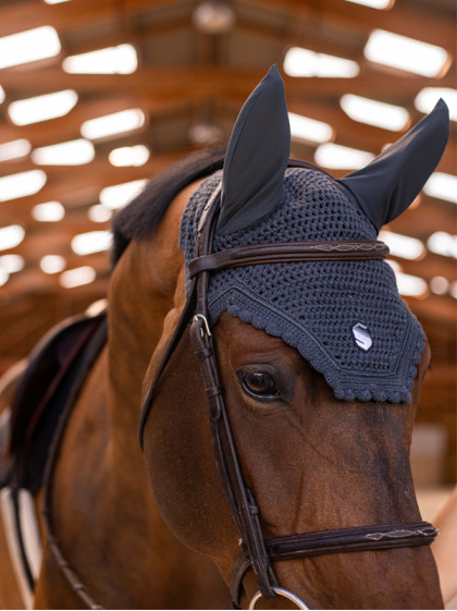 Bonnet Flyshield Embroidery Samshield