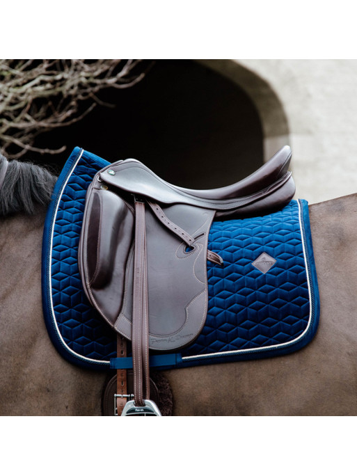 Tapis de selle Basic Velvet Dressage bleu marine Kentucky Tapis de selle Basic Velvet Dressage bleu marine Kentucky