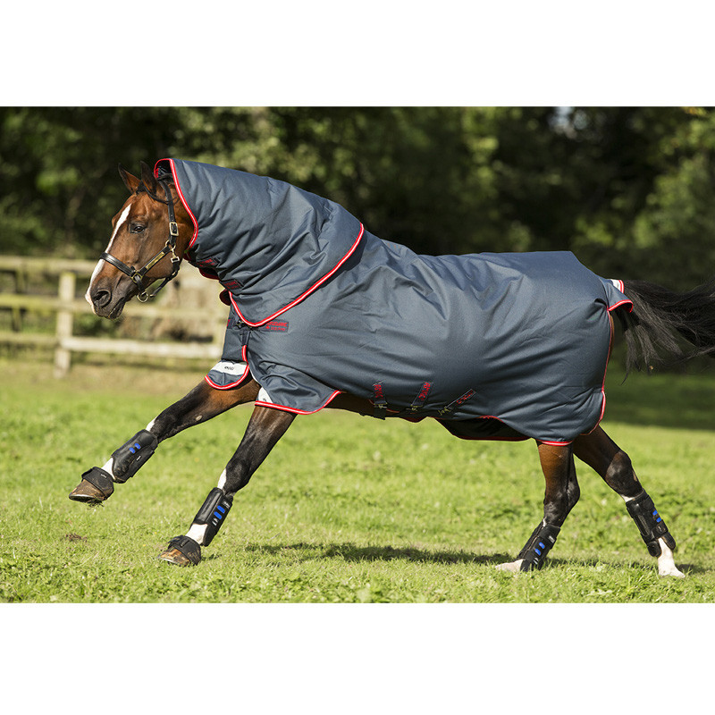 Couverture Amigo Bravo 12 Plus Horseware marine et rouge