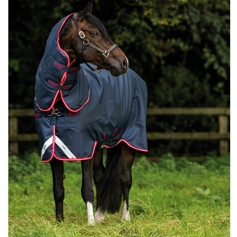 Couverture Amigo Bravo 12 Plus Horseware marine et rouge