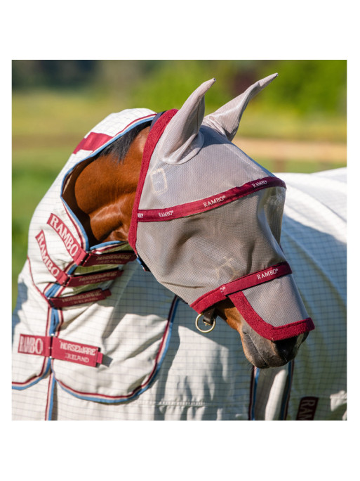 Masque anti-mouches Rambo Plus Horseware blanc cerise bleu Masque anti-mouches Rambo Plus Horseware blanc cerise bleu